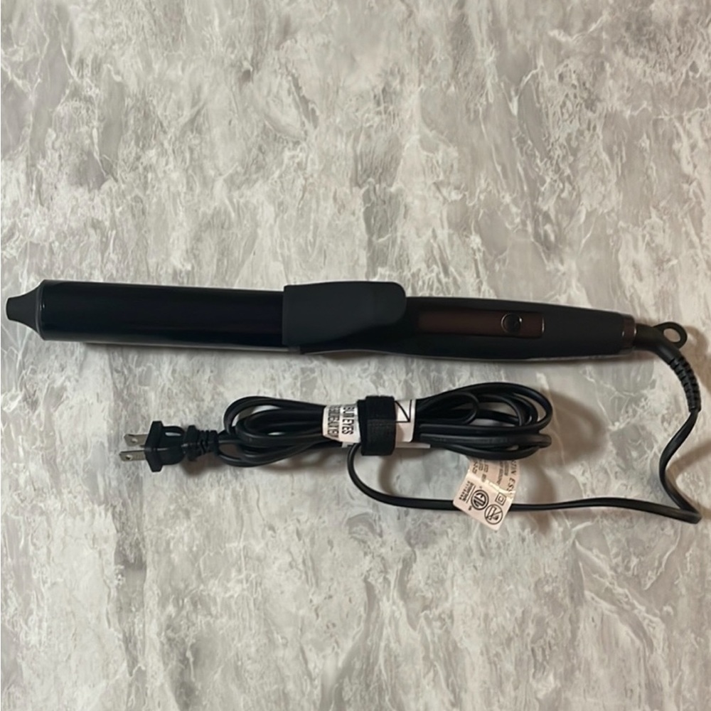 New Kristen Ess Nanoblack Ceramic Curling‎ Iron for Waves and Curls